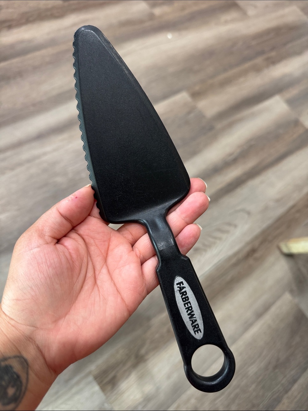 Farberware pozza spatula pie wedge plastic